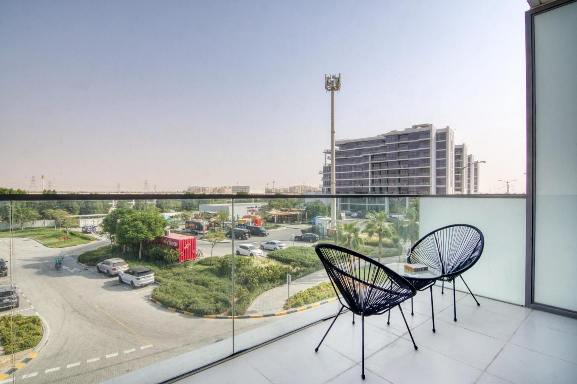 Cozy Studio - Damac Hills, Apartment Dubai